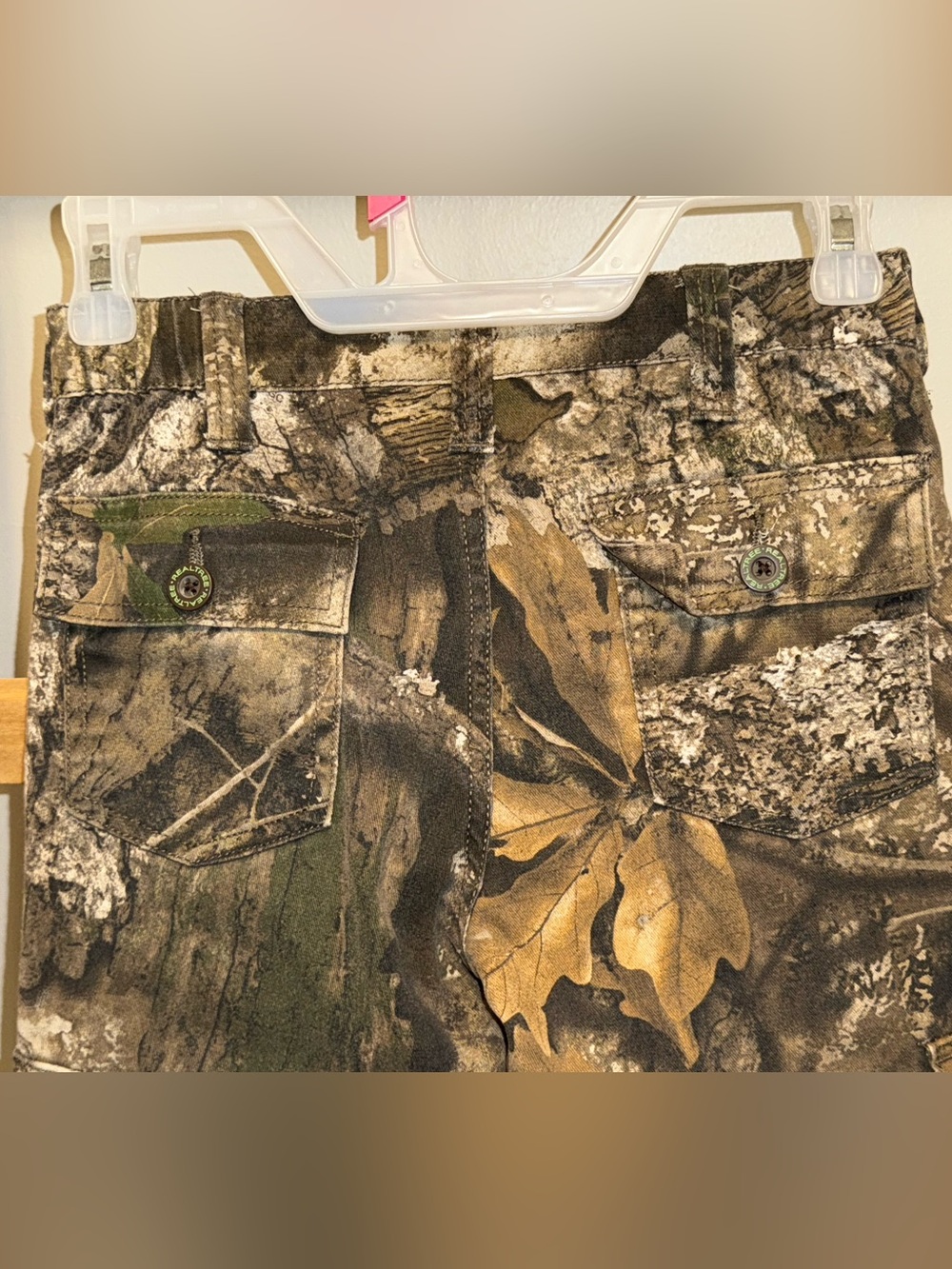 Realtree APX Realtree Camo Cargo Pants in Brown and Green - Picture 2 of 16